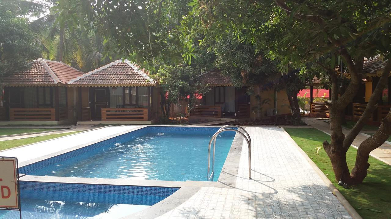Hotel Antara Goa Marmagao Exterior foto